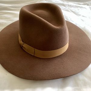 Urban outfitters lack of colors dupe